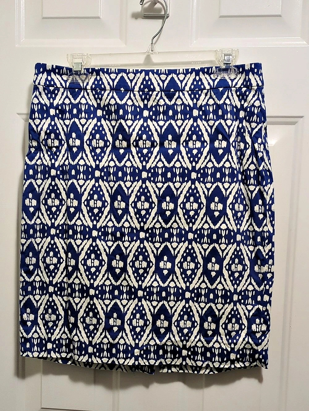 J.Crew The Pencil Skirt Geometric Pencil Skirt in Blue & White Size 8